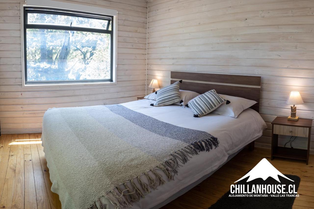 ラス・トランカス Chillan Houseヴィラ エクステリア 写真